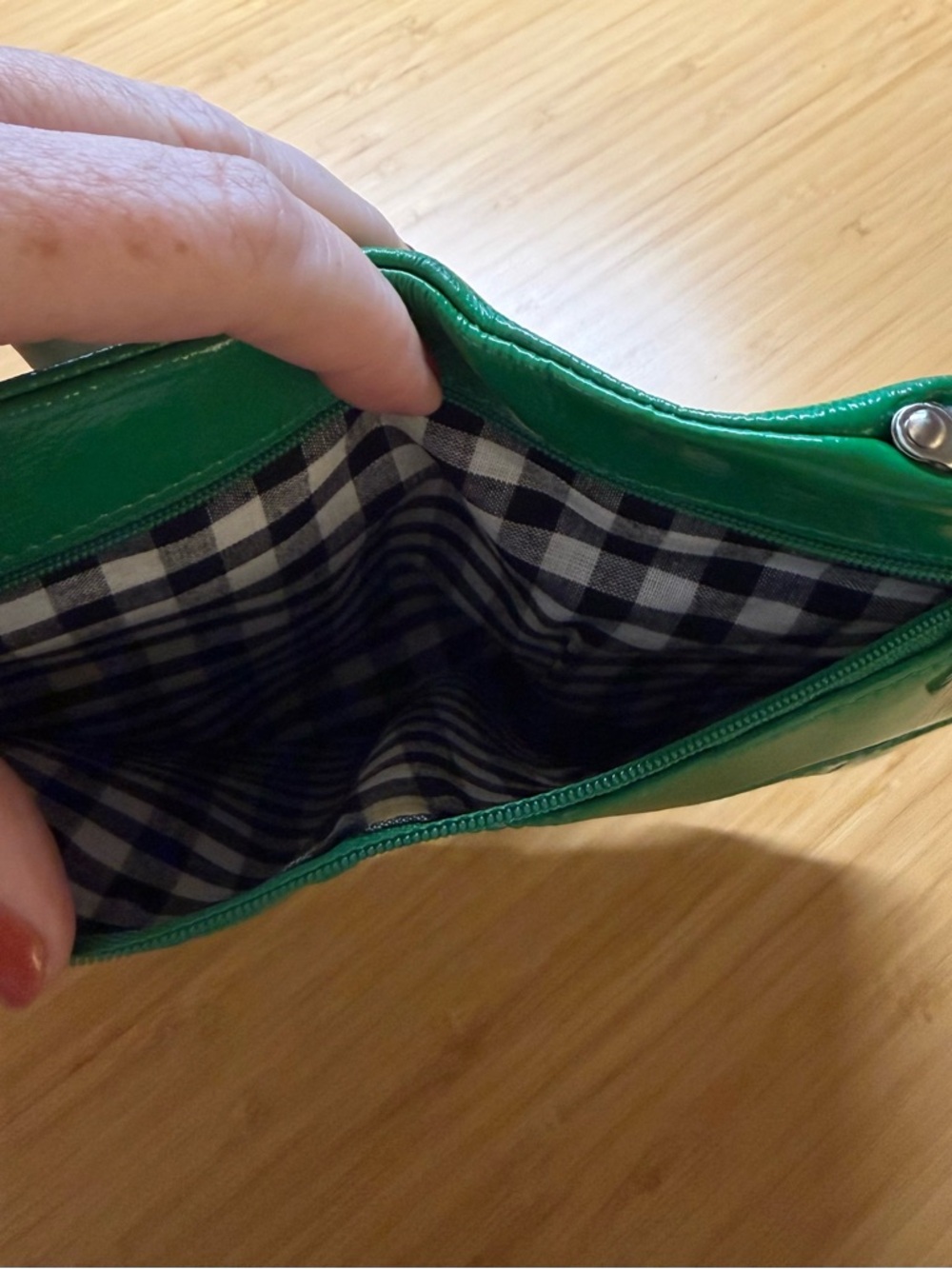 HOBO Green Leather Frame Clutch with Silver Tone Hardware - Picture 4 of 8